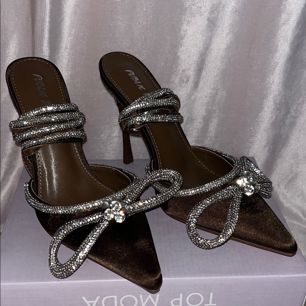 Dolls Kill / Public Desire Bow Heels